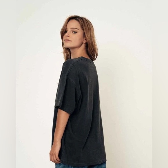 Oversized basic black tee - Picture 3 of 5